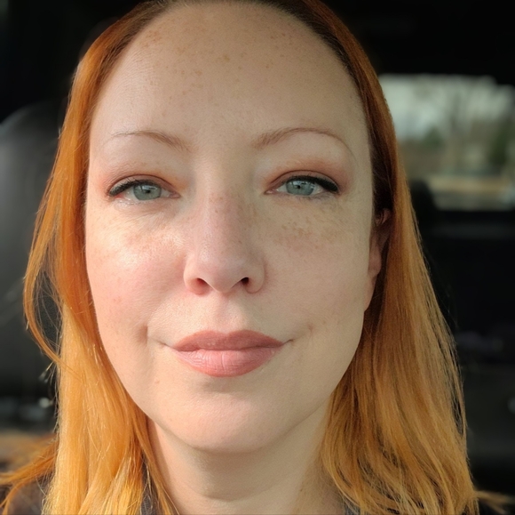 Meet your Posher, Krista Marie 🤖 - Picture 11 of 16